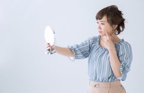 大津で薄毛が気になる生え際の増毛は個室ヘアサロンEee